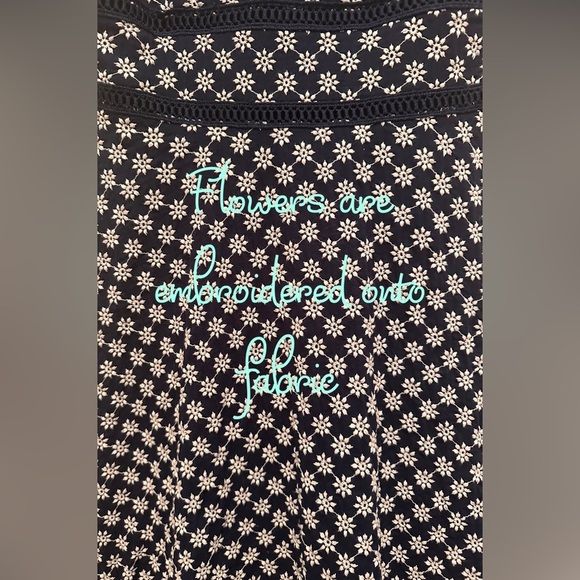 Women’s Boho Chic Vintage Style Embroidered Floral Dress Dress Blue White Size M - Picture 3 of 6